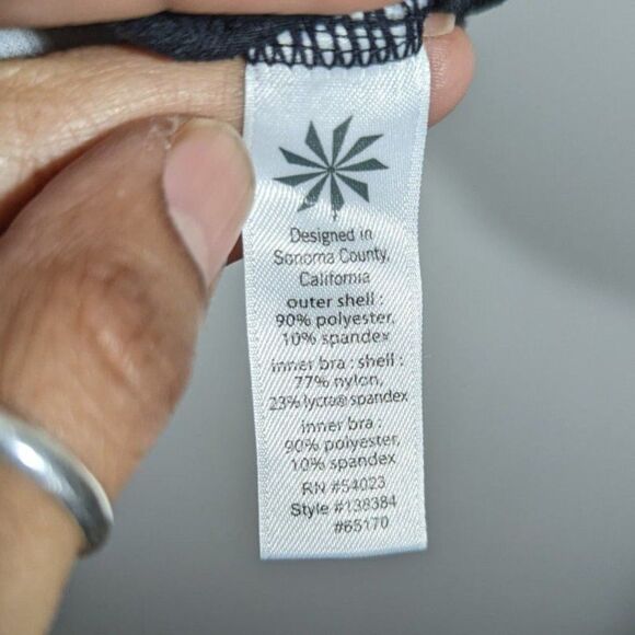 Athleta Womens Black Hidden Agenda Tank Top Sz S Training Gym Yoga Outdoor - Picture 6 of 7